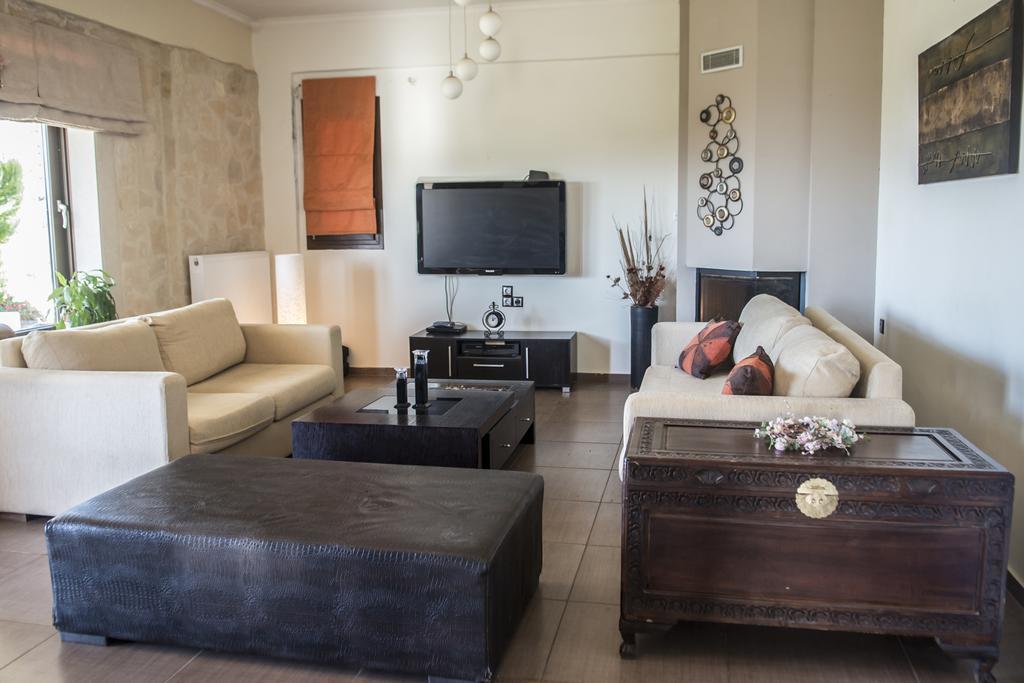 منزل الضيف Pombia  في House Veggera - Private Swimming Pool المظهر الخارجي الصورة